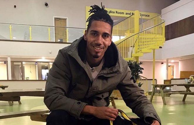 Roma, è arrivato Smalling. Ora le visite mediche preview