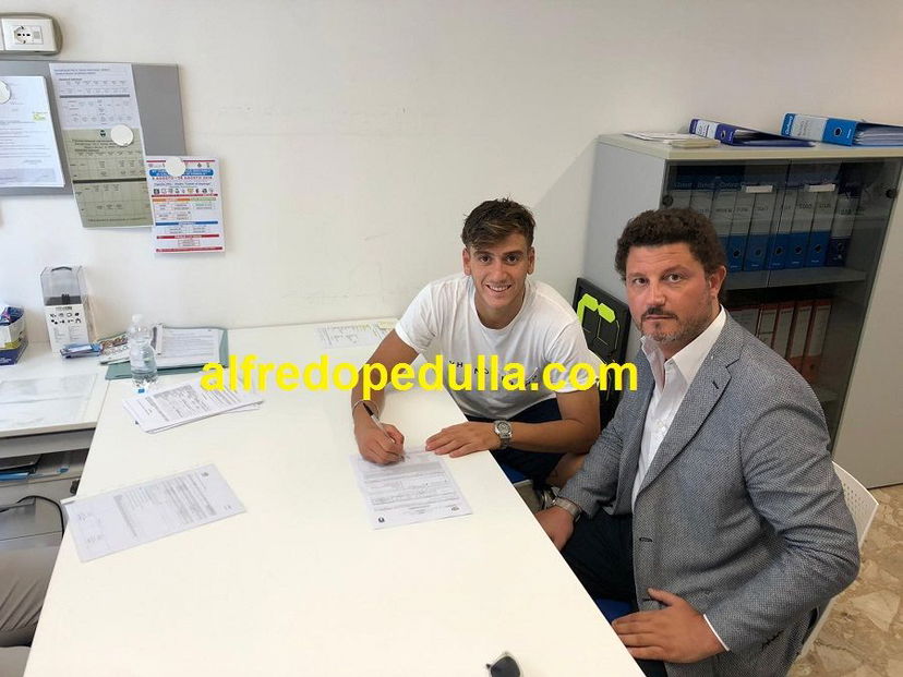 Spina dalla Juve alla Spal: ecco la foto della firma preview
