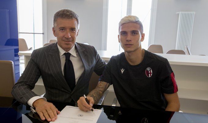 Il Bologna abbraccia Dominguez: il giocatore è in città preview