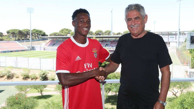 Benfica-Embaló, è ufficiale il rinnovo contrattuale fino al 2024 preview