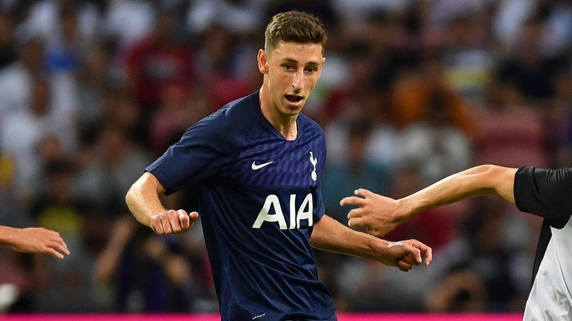 Ufficiale: il Tottenham cede un calciatore al Cambridge United preview