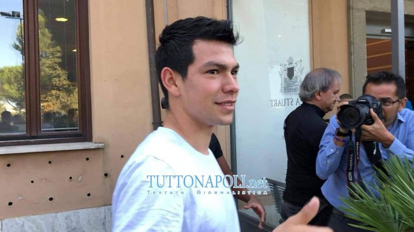 Napoli, iniziate le visite mediche per Lozano preview