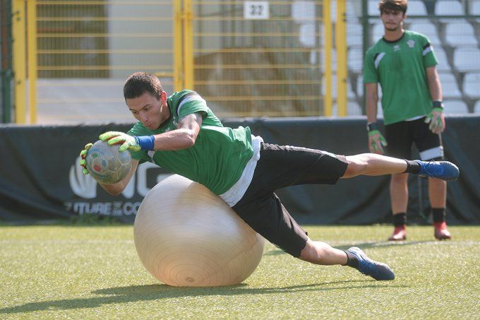 Pro Vercelli, ufficiale l’arrivo del portiere Saro. La nota article-post