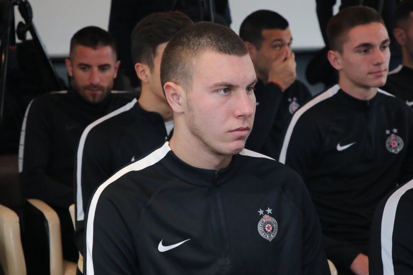 Ufficiale: Monaco, acquistato il difensore serbo Pavlovic. Arriverà a giugno article-post