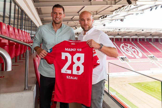 Mainz, colpo in attacco: è ufficiale l’arrivo di Szalai dall’Hoffenheim preview