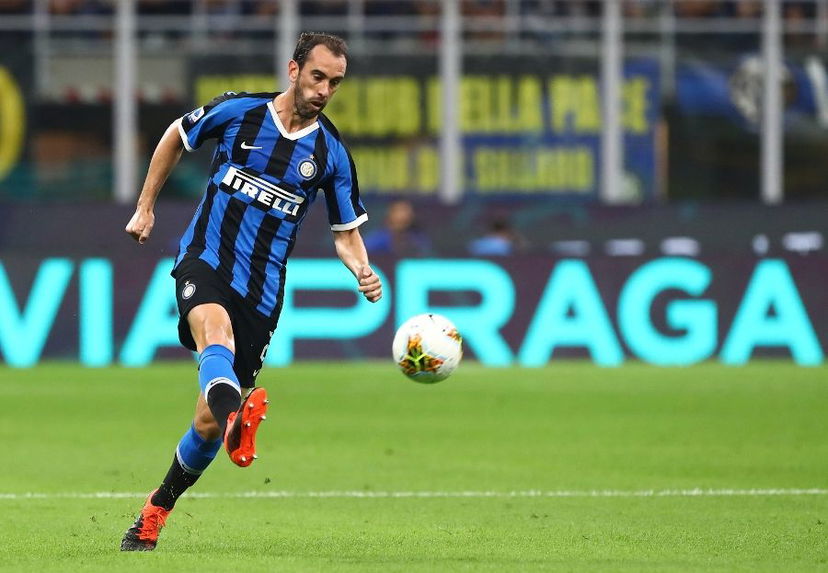 Inter, la carica di Godin: “Vogliamo gli ottavi di Champions” preview