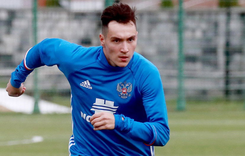 Zenit, è ufficiale l’arrivo di Karavaev dal Vitesse. Contratto fino al 2023 preview