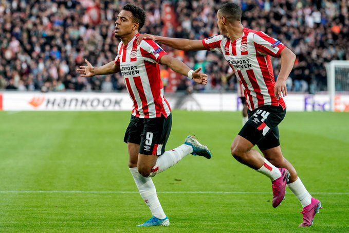 Esclusiva: Juve, fari accesi su Malen. Contatti continui e interesse article-post