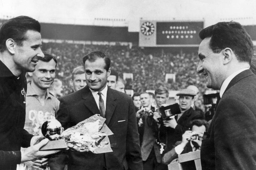 France Football crea il Pallone d’Oro dei portieri e lo intitola a Yashin preview