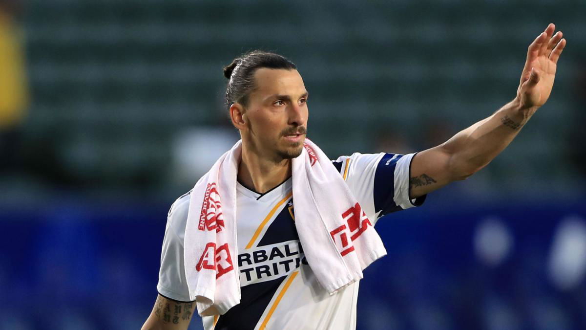 LA Galaxy, il general manager Te Kloese: “Ibra? Presto parleremo del futuro” article-post