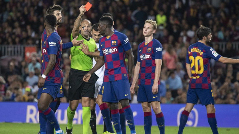 Barcellona, due giornate a Dembelé. Salta il Clasico per aver detto all’arbitro: “Sei cattivo” preview