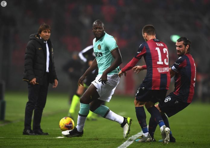 L’Inter sbanca Bologna all’ultimo respiro: doppietta di Lukaku, Conte momentaneamente in vetta preview