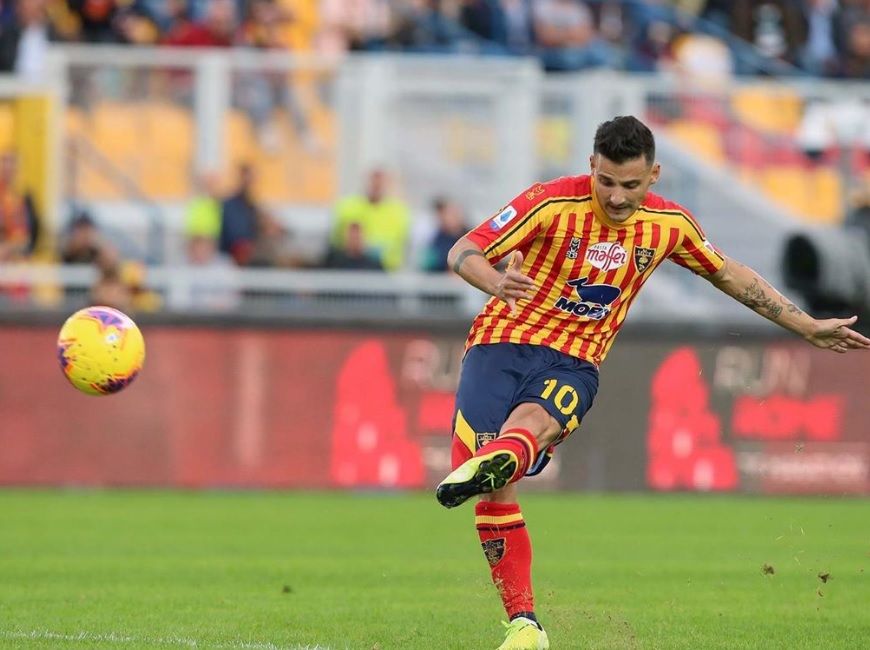 Sticchi Damiani: “Falco vuole andare a giocare in Serie A, abbiamo stabilito una clausola” article-post