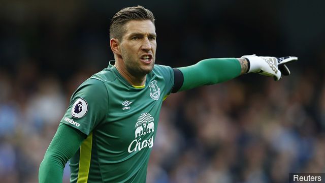 Ajax: Stekelenburg si fa male nel riscaldamento. Il portiere in dubbio contro la Roma article-post