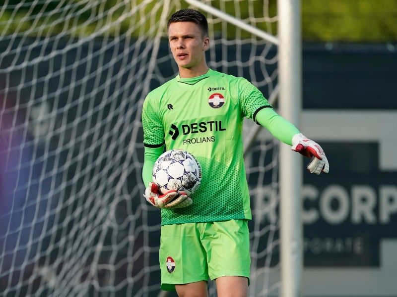 Ufficiale: Willem II, contratto professionistico per il giovane Van Den Berg preview