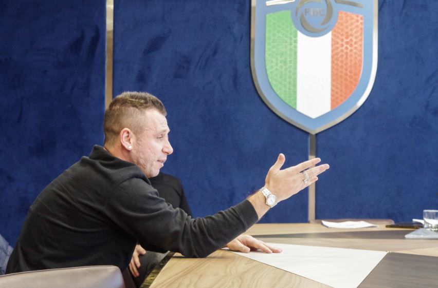 Cassano: “Se giocassi in una squadra di Guardiola, Pep mi metterebbe fuori rosa dopo un minuto” article-post