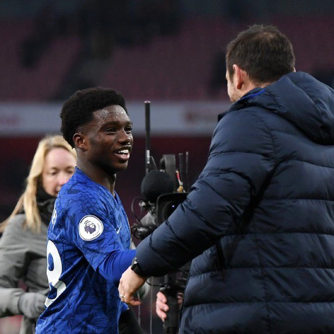 TARIQ LAMPTEY, IL DIFENSORE CON IL “VIZIO” DELL’ASSIST: DEBUTTO DA SOGNO ALL’EMIRATES CON IL CHELSEA preview