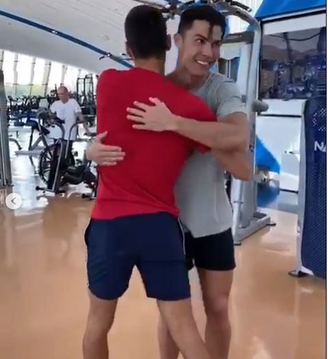 Cristiano Ronaldo in palestra con Djokovic: “Gli insegno a saltare” preview