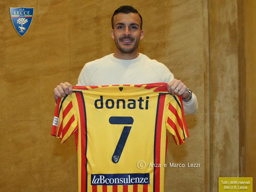 Lecce, ecco Donati: “Sempre legato a questa piazza, il gruppo mi ha accolto bene. Sono pronto” preview