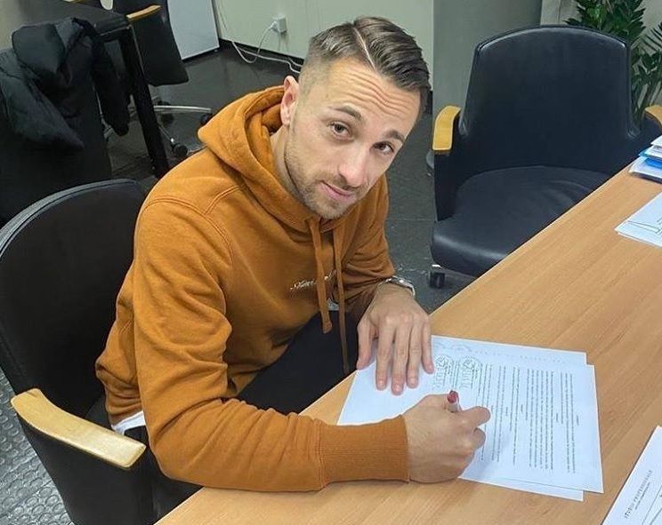 Floriano al Palermo: ecco la foto della firma preview