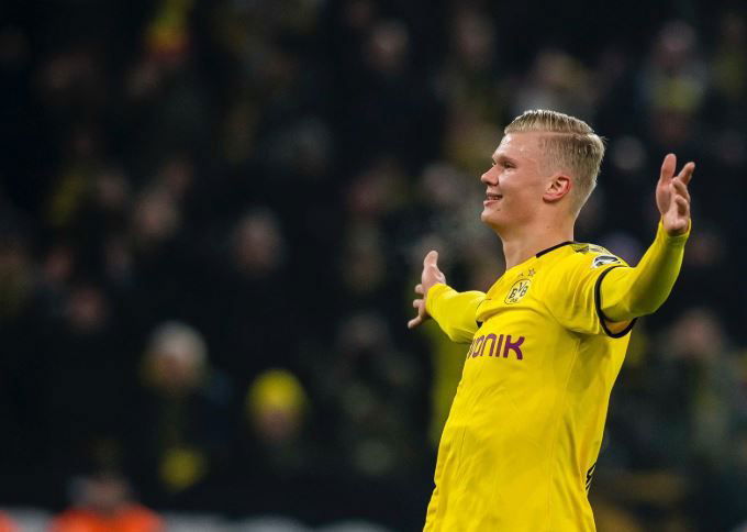 Dalla Spagna: dopo la tappa a Barcellona Raiola e il padre di Haaland adesso sono a Madrid preview