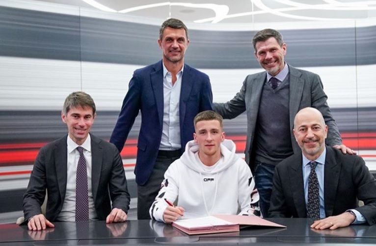 Saelemaekers: “Tutti sognano di giocare nel Milan, mi ispiro a Ibra anche come persona. San Siro mette i brividi” preview