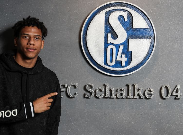 Todibo confessa: “Futuro? Potrei restare allo Schalke. Qui sento la fiducia” preview