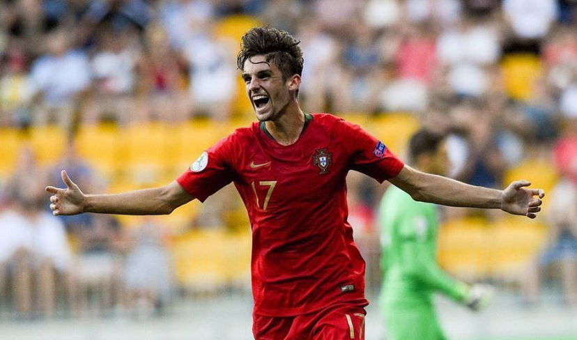 CLASSE PURA E PARAGONI ILLUSTRI: TRINCAO, UN PREDESTINATO CON IL BARÇA NEL FUTURO preview