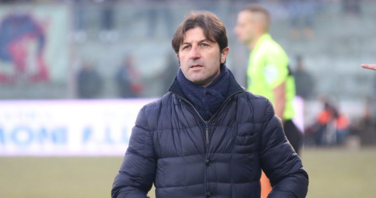 Avellino sempre più a picco. Rastelli: “Non mi dimetto. Resterò l’allenatore fino a quando la società lo vorrà” preview