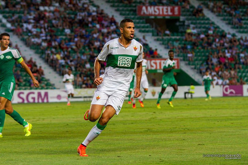 Jonathas: “Ho il Coronavirus, mai provato tanto dolore. Stavo per svenire in doccia” preview