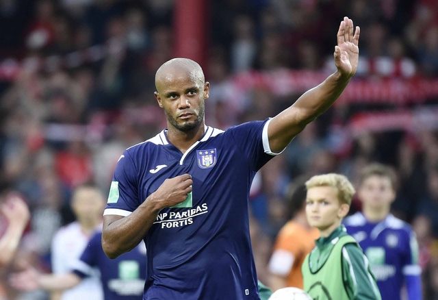 Anderlecht, Kompany disposto a pagare gli ingaggi di chi rifiuta il taglio preview