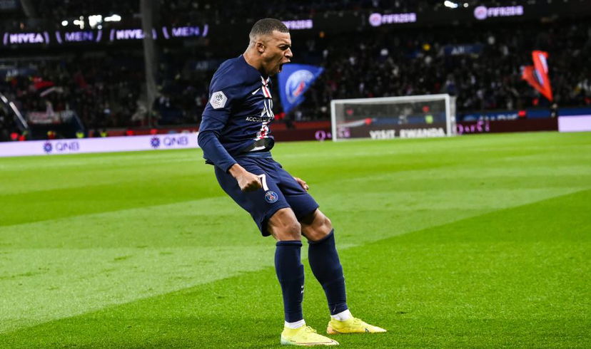 Francia, Mbappé sbotta: “Ne ho abbastanza delle critiche. Qui si parla sempre di me. Non so se resterò” preview