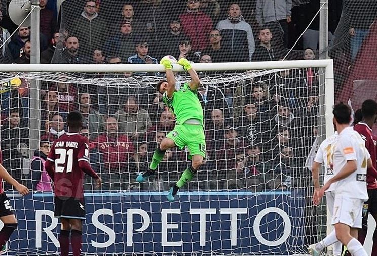 Ufficiale: Micai è del Cosenza preview