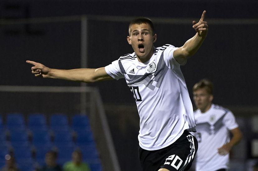 Ufficiale: Bayern, colpo Jastremski a zero. Contratto fino al 2023 preview