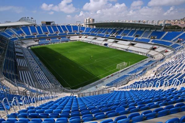 Spagna, un 83enne trascorre la quarantena nello stadio del Malaga preview