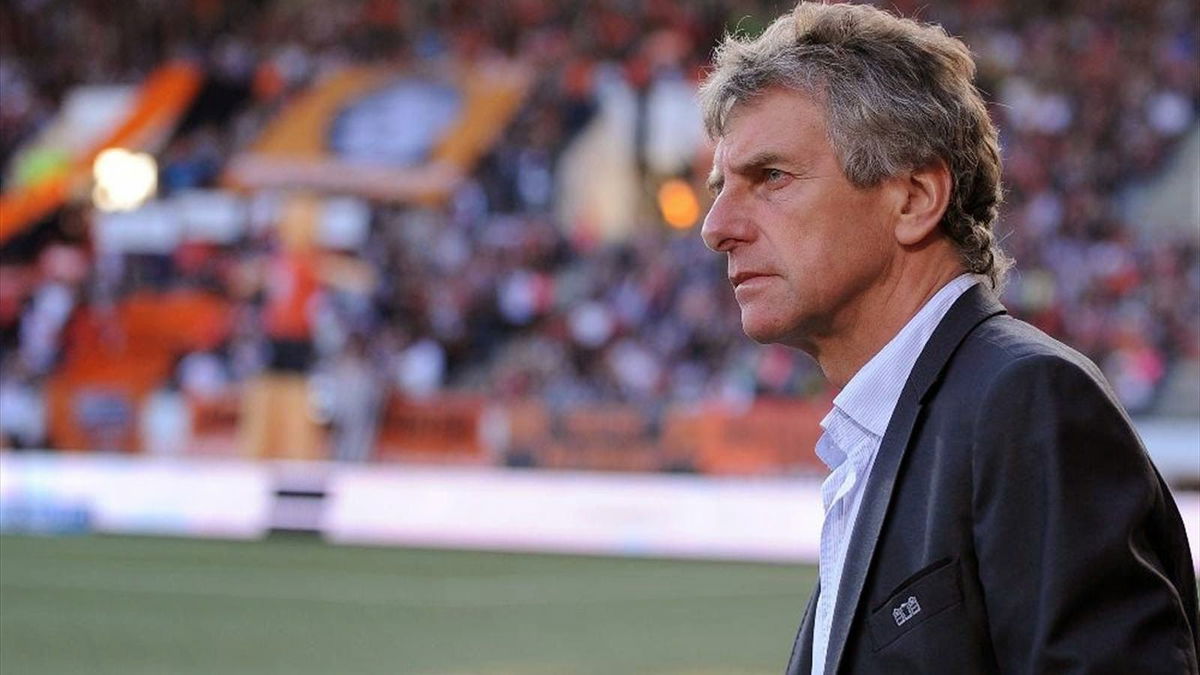 Gourcuff: “Il calcio deve tornare a un’economia normale dopo questa pandemia” article-post