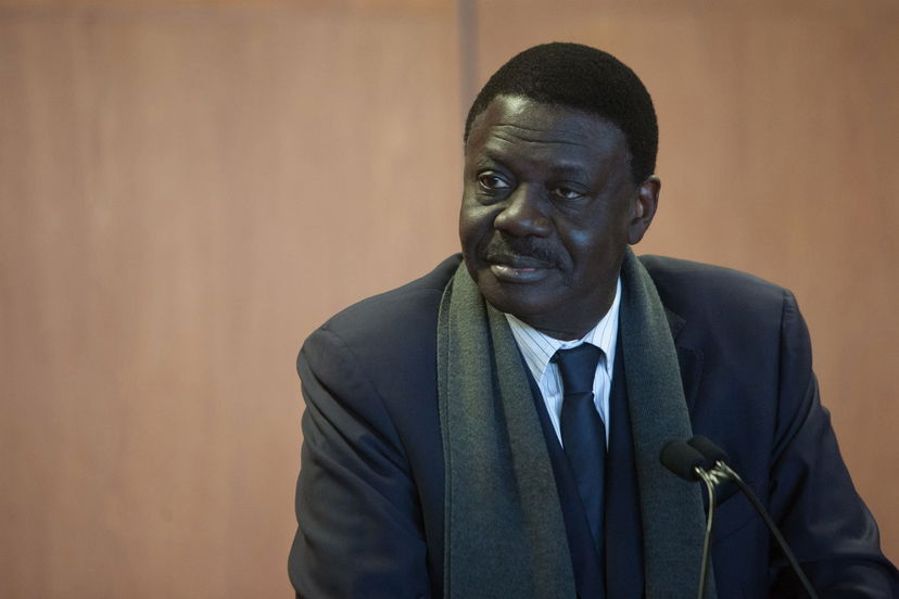 Coronavirus: morto Pape Diouf, ex presidente dell’OM preview