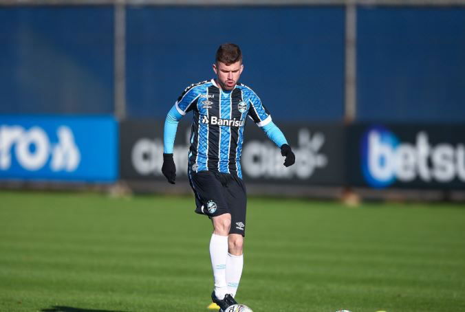 Atletico Madrid, è ufficiale il ritorno di Caio Henrique dal Gremio article-post