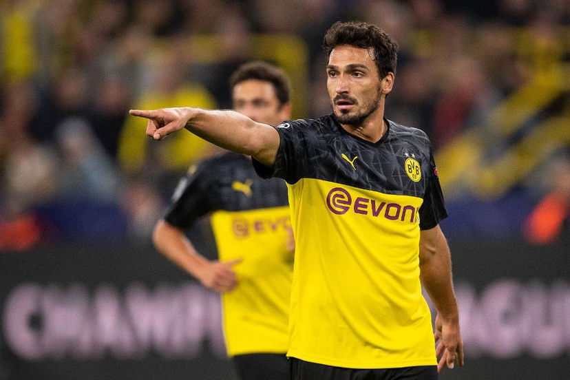Hummels si ritira, il saluto del Dortmund: “Ci inchiniamo” preview