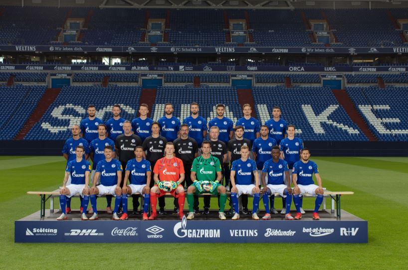 “Fate il tifo per noi”: lo strano appello dello Schalke alle squadre di Premier League preview