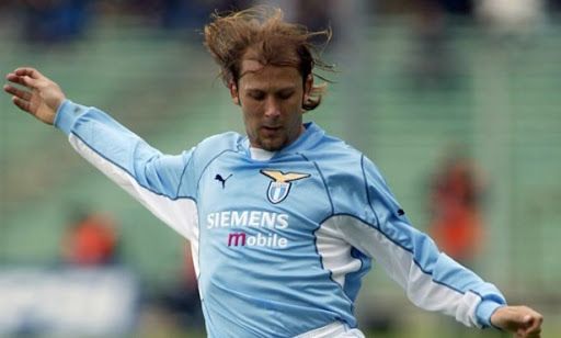 Mendieta racconta: “A Roma non ho avuto tempo per adattarmi. Scudetto? La Lazio può vincerlo” preview