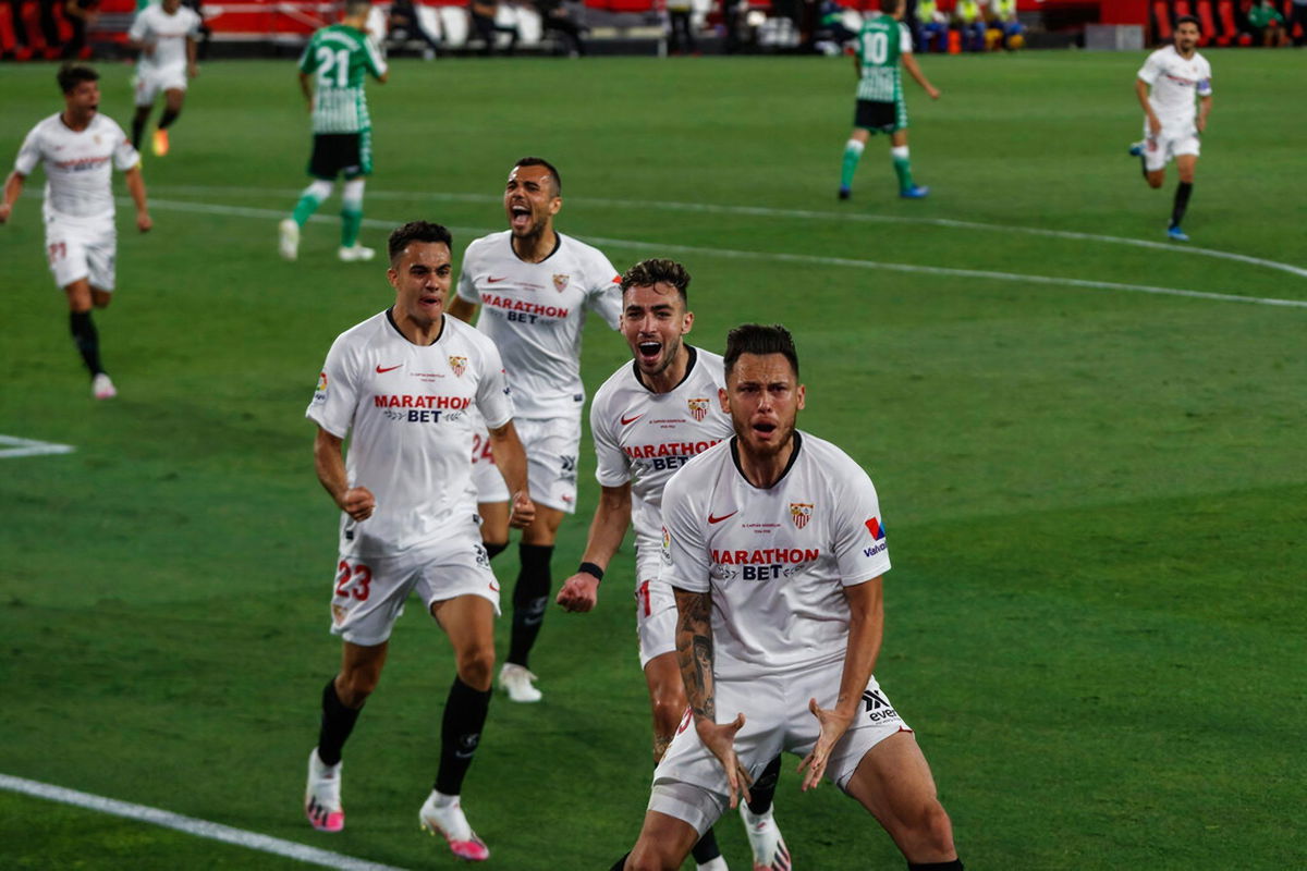 Il derby è del Siviglia: Ocampos e Fernando abbattono il Betis article-post