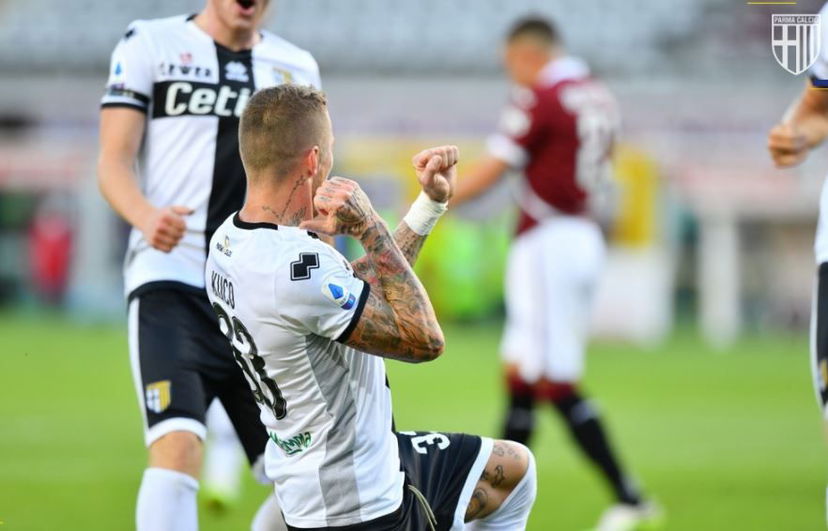 D’Aversa scatta con Pezzella e Kucka, accorcia Pavoletti. 2-1 Parma all’intervallo preview