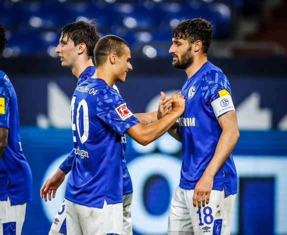 Bundesliga: il Leverkusen non va oltre il pari con lo Schalke, ma ora è quarto da solo preview