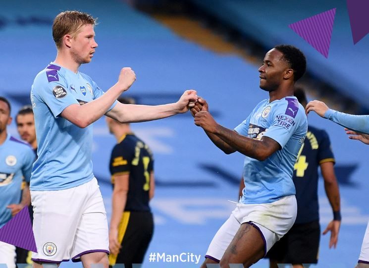 City, poker al Liverpool campione. Guardiola blinda il secondo posto preview