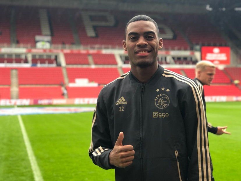 RYAN GRAVENBERCH CLASSE 2002, IL NUOVO POGBA GIOIELLO DELL’AJAX preview