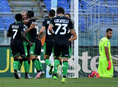 La Lazio in caduta libera: terza sconfitta di fila. Raspadori-Caputo, il Sassuolo ribalta preview