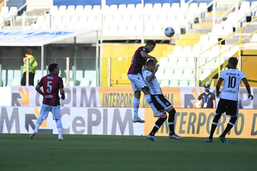 Bologna, si ferma Bani per un risentimento al polpaccio. Il comunicato preview