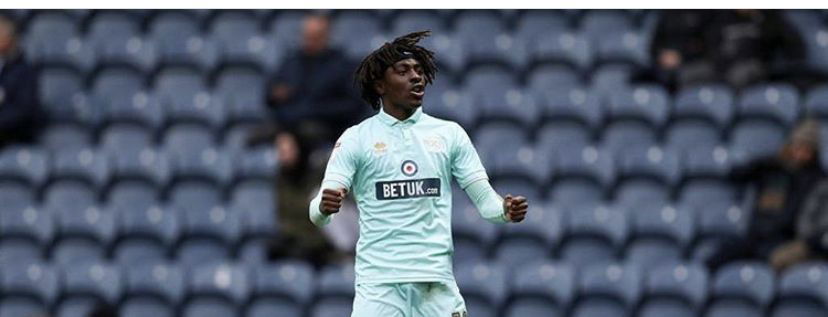 EZE, UN TALENTO DAVVERO CRYSTAL preview