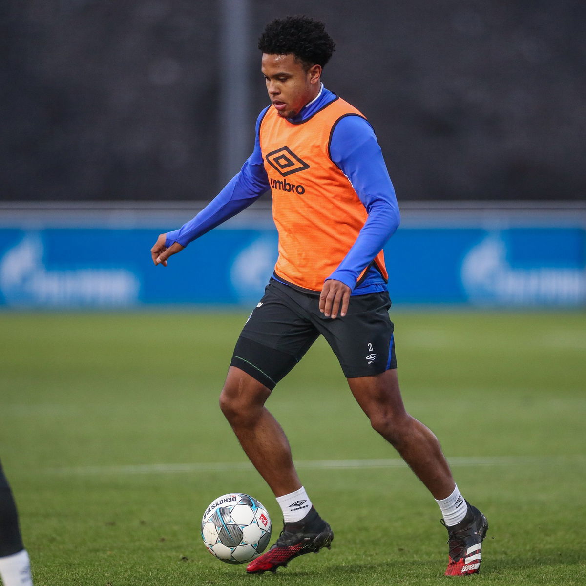 McKennie è arrivato a Torino: domani le visite con la Juventus article-post